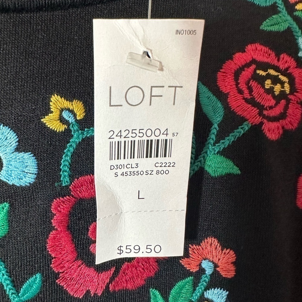 NWT Loft Black Long Sleeve Top with Floral Embroidery Women’s Size Large - Picture 9 of 12